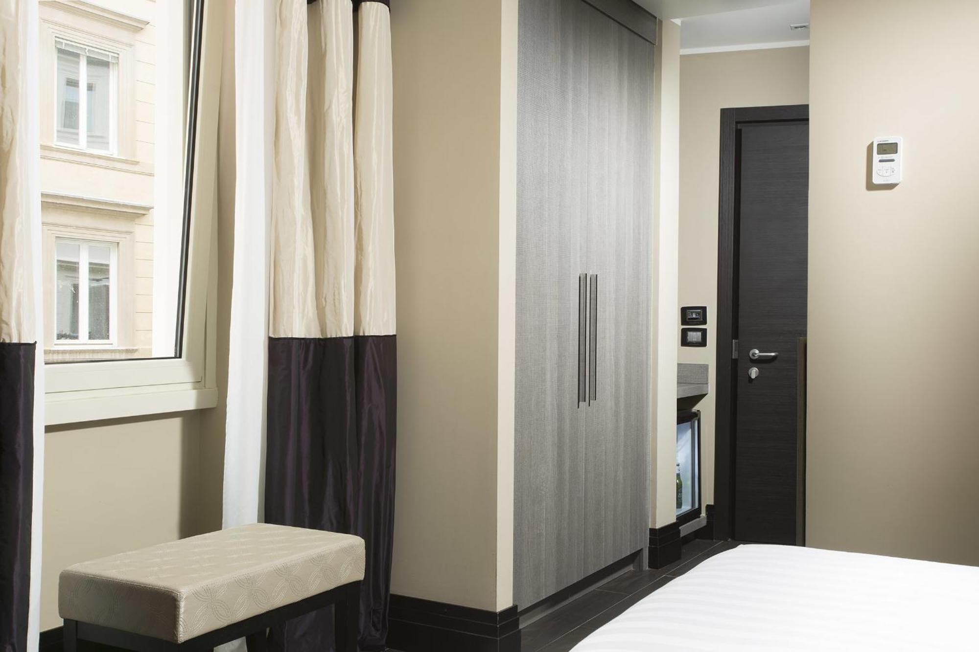 Rome Life Hotel Esterno foto