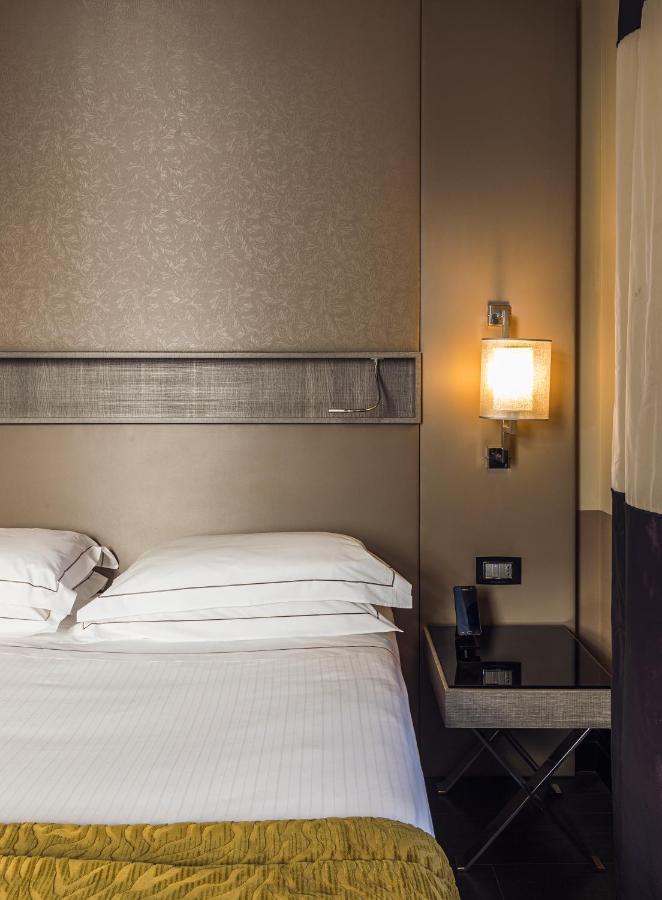 Rome Life Hotel Esterno foto